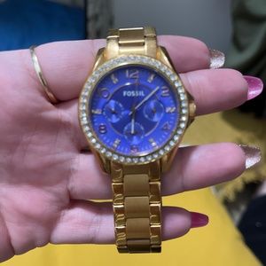 Women’s fossil watch